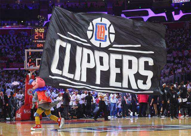 爱游戏-基达赫率先进球，帮助球队获得胜利(基达app下载基达下载v237安卓版)