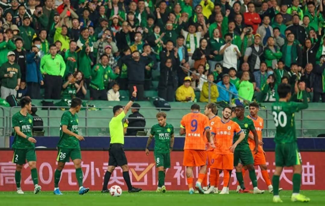 爱游戏在线登录-北京国安客场不敌河南建业，遭遇两连败的简单介绍