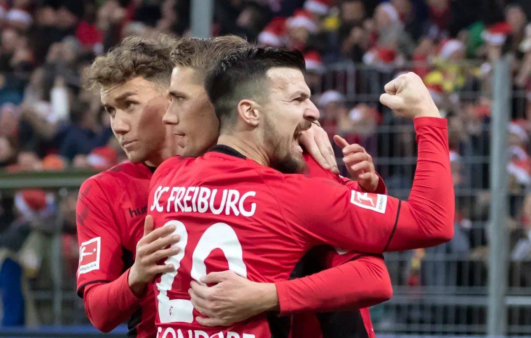 爱游戏app-比勒菲尔德主场大捷，震撼夺取三分保级希望的简单介绍