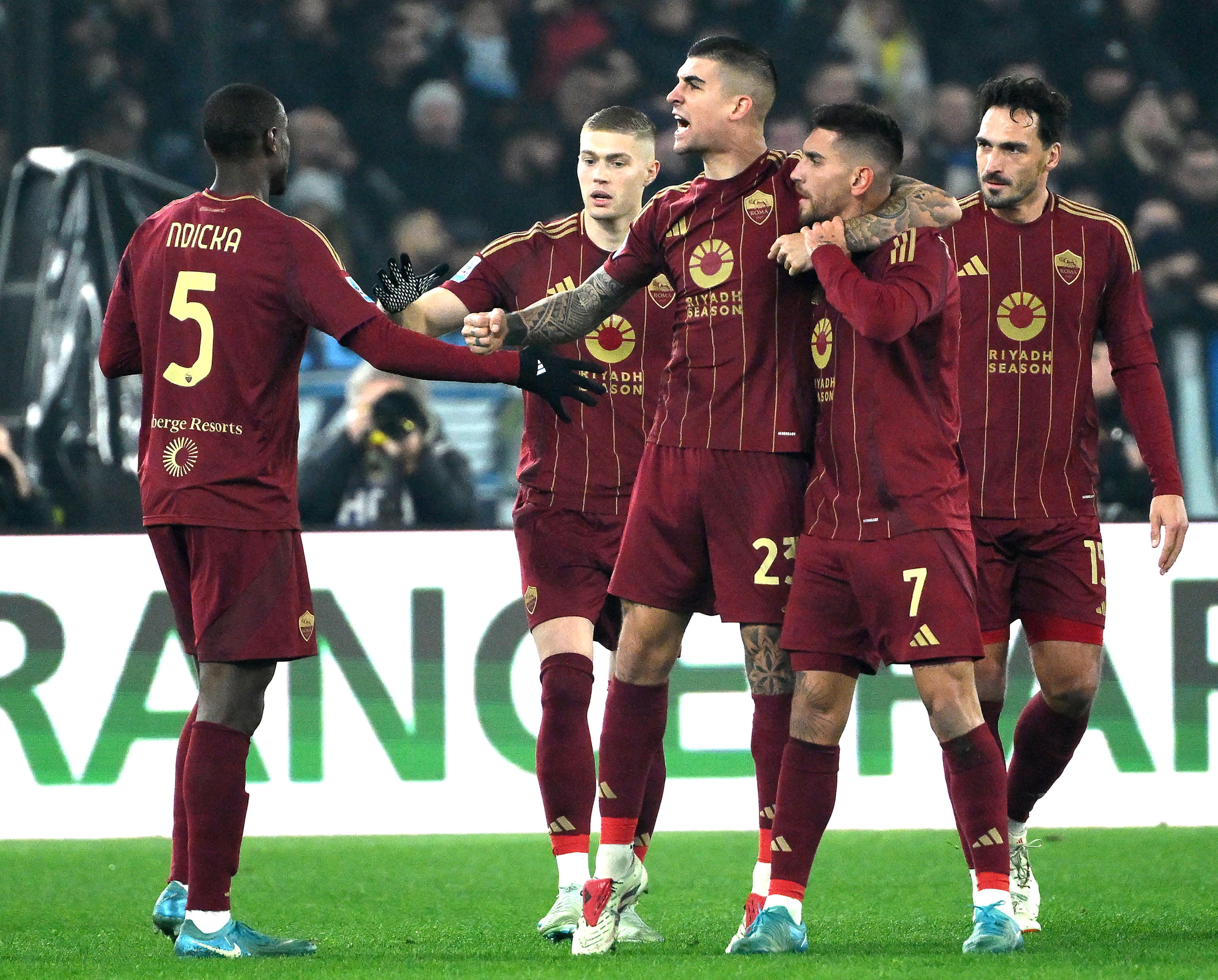 雷恩赢得对阵那不勒斯的较量,豪取一场意甲胜利的简单介绍 雷恩赢得对阵那不勒斯的较量,豪取一场意甲胜利的简单介绍