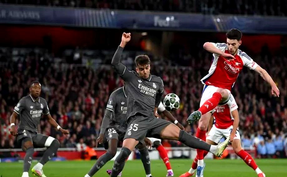 包含巴黎主场失利,欧冠出局悬了的词条 包含巴黎主场失利,欧冠出局悬了的词条