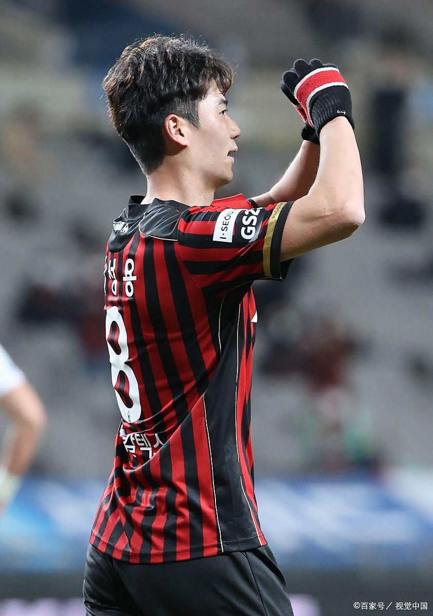 爱游戏体育网站-克鲁塞罗进攻火力强，凭借团队合作赢得比赛