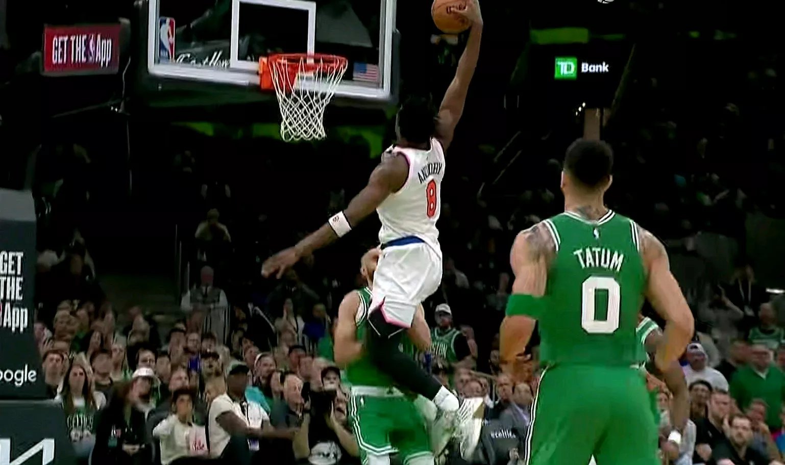 尼克斯队主场失利,遭遇三连败境况堪忧的简单介绍 尼克斯队主场失利,遭遇三连败境况堪忧的简单介绍