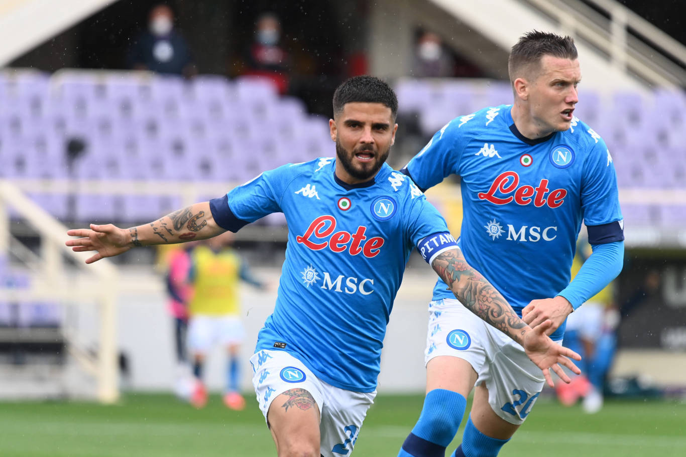 那不勒斯客场逼平AC米兰,保持领头位置的简单介绍 那不勒斯客场逼平AC米兰,保持领头位置的简单介绍