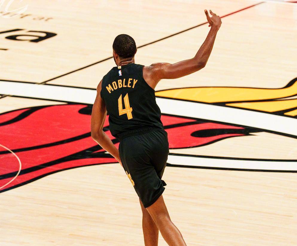 爱游戏体育链接-伊朗客场胜塞拉利昂，晋级希望渺茫！