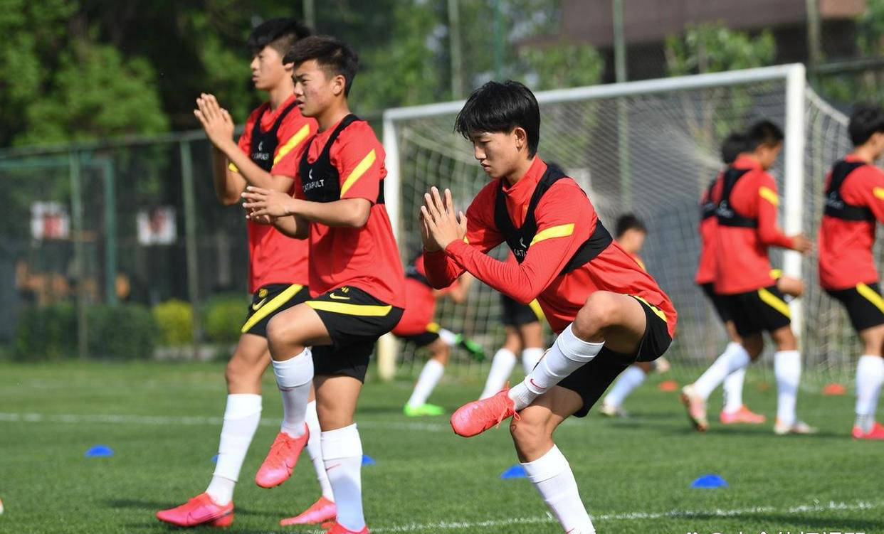 爱游戏登录-国内U小将崭露头角，成为球队的亮点的简单介绍