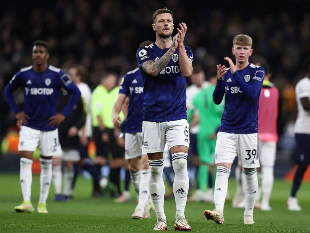 包含青岛黄蜂:青岛球队表现高效,积分榜上位的词条 包含青岛黄蜂:青岛球队表现高效,积分榜上位的词条