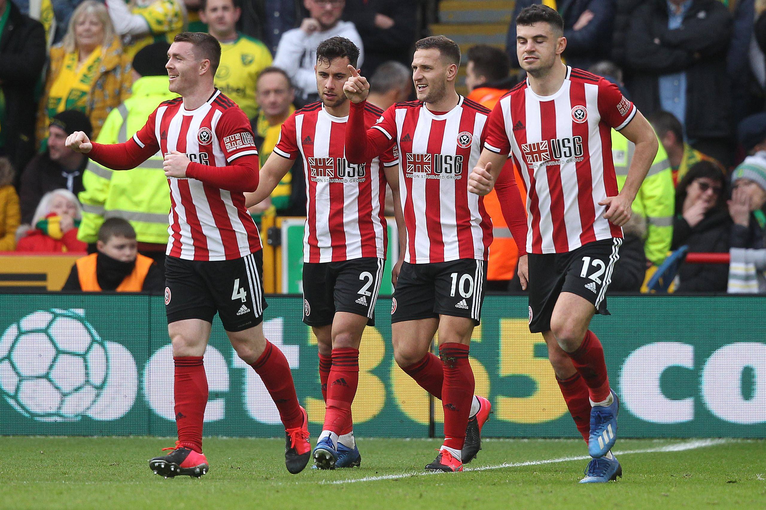 恩菲尔德主场大胜里昂,保级希望重新燃起 恩菲尔德主场大胜里昂,保级希望重新燃起