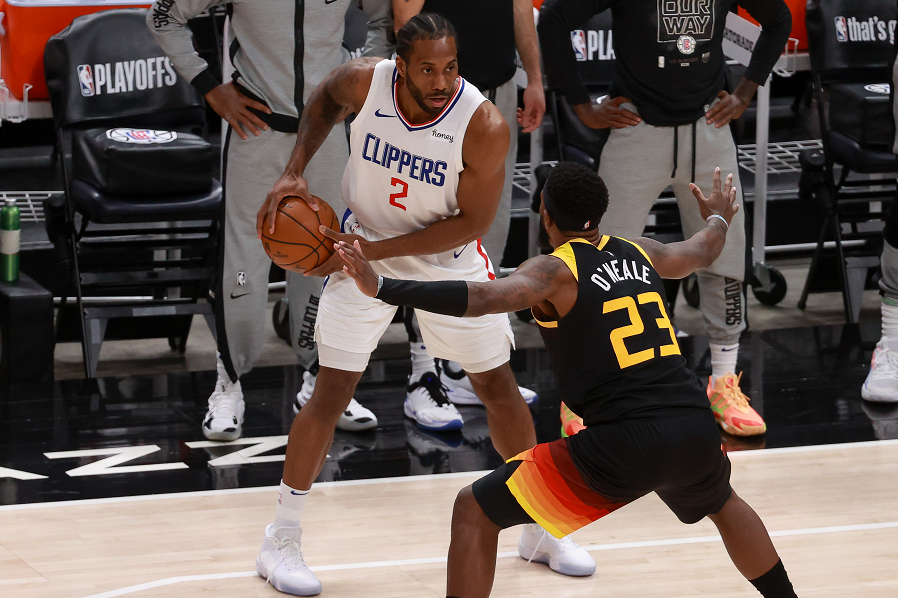 太阳逆转爵士，取得重要胜利