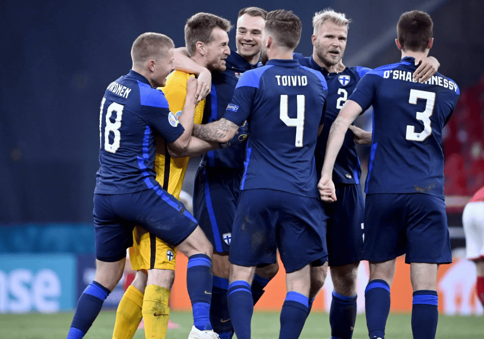 爱游戏体育链接-丹麦队战胜对手，晋级欧锦赛