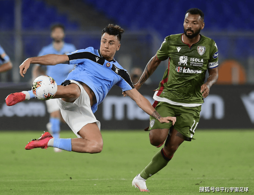 爱游戏登录-进攻火力强劲，连续攻破对方防线