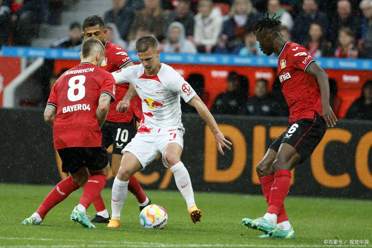 爱游戏体育下载-广岛三箭大获全胜，稳坐小组第一