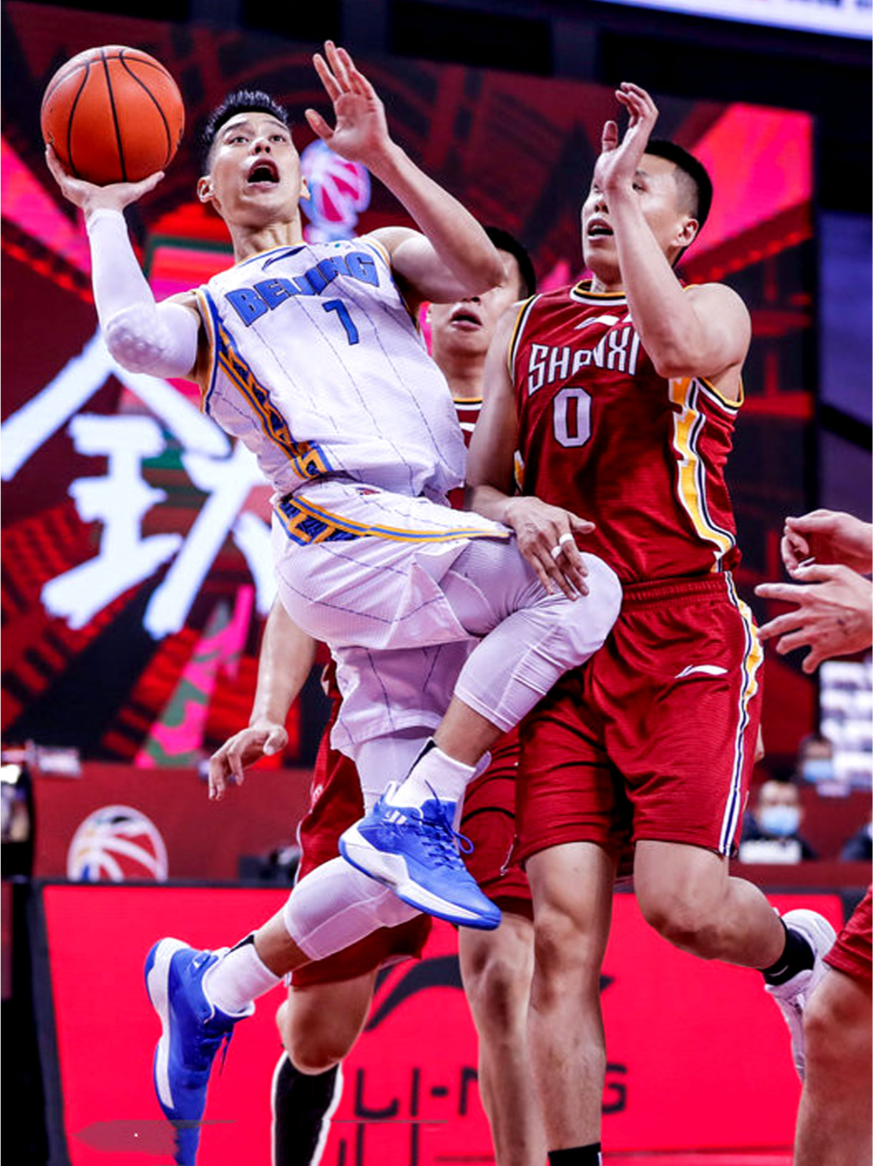 爱游戏入口-包含福建男篮在比赛中展现出了杰出的团队精神和实力的词条