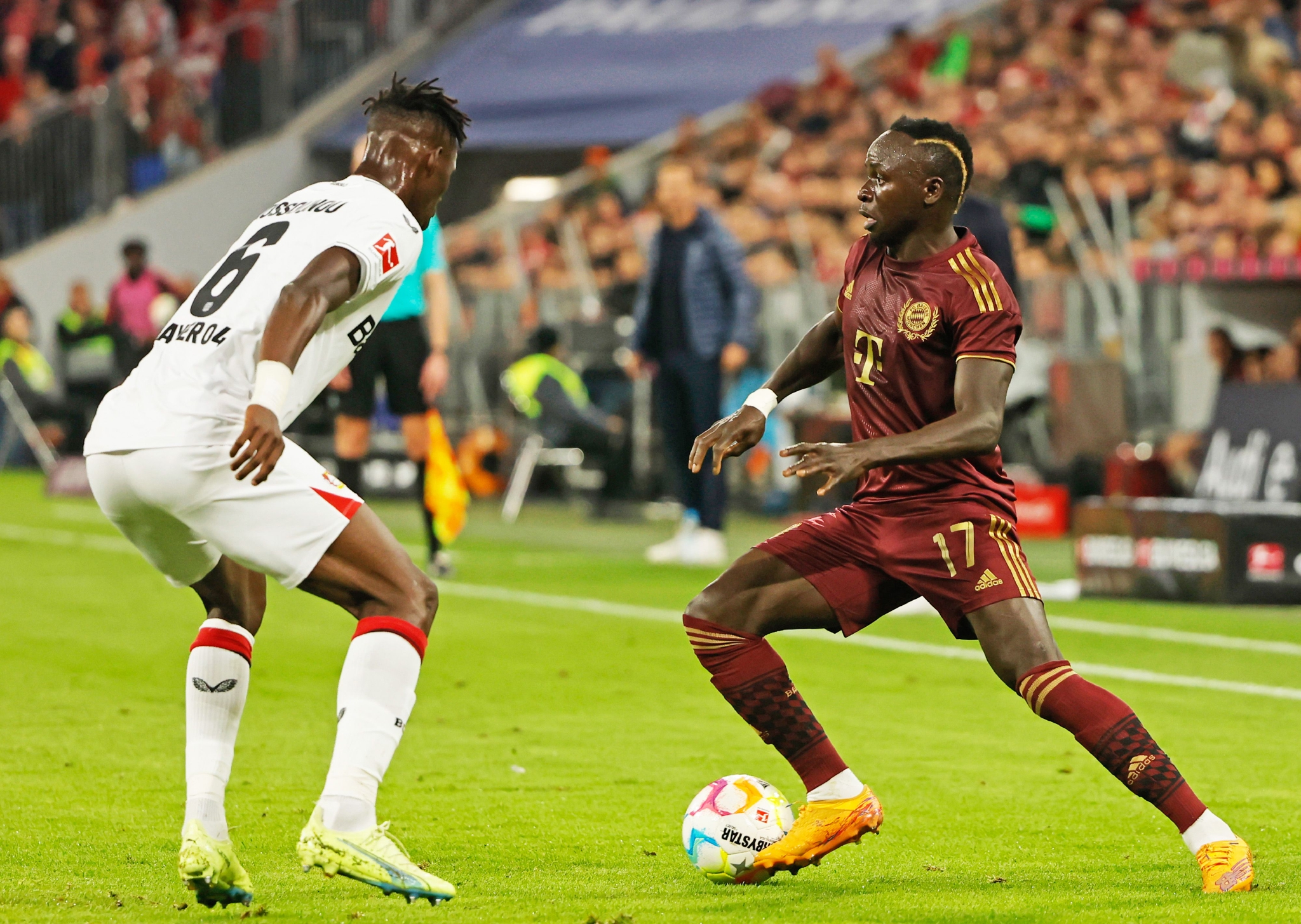 爱游戏体育官网-塞内加尔足球：达喀尔队员展现出色团队凝聚力的简单介绍