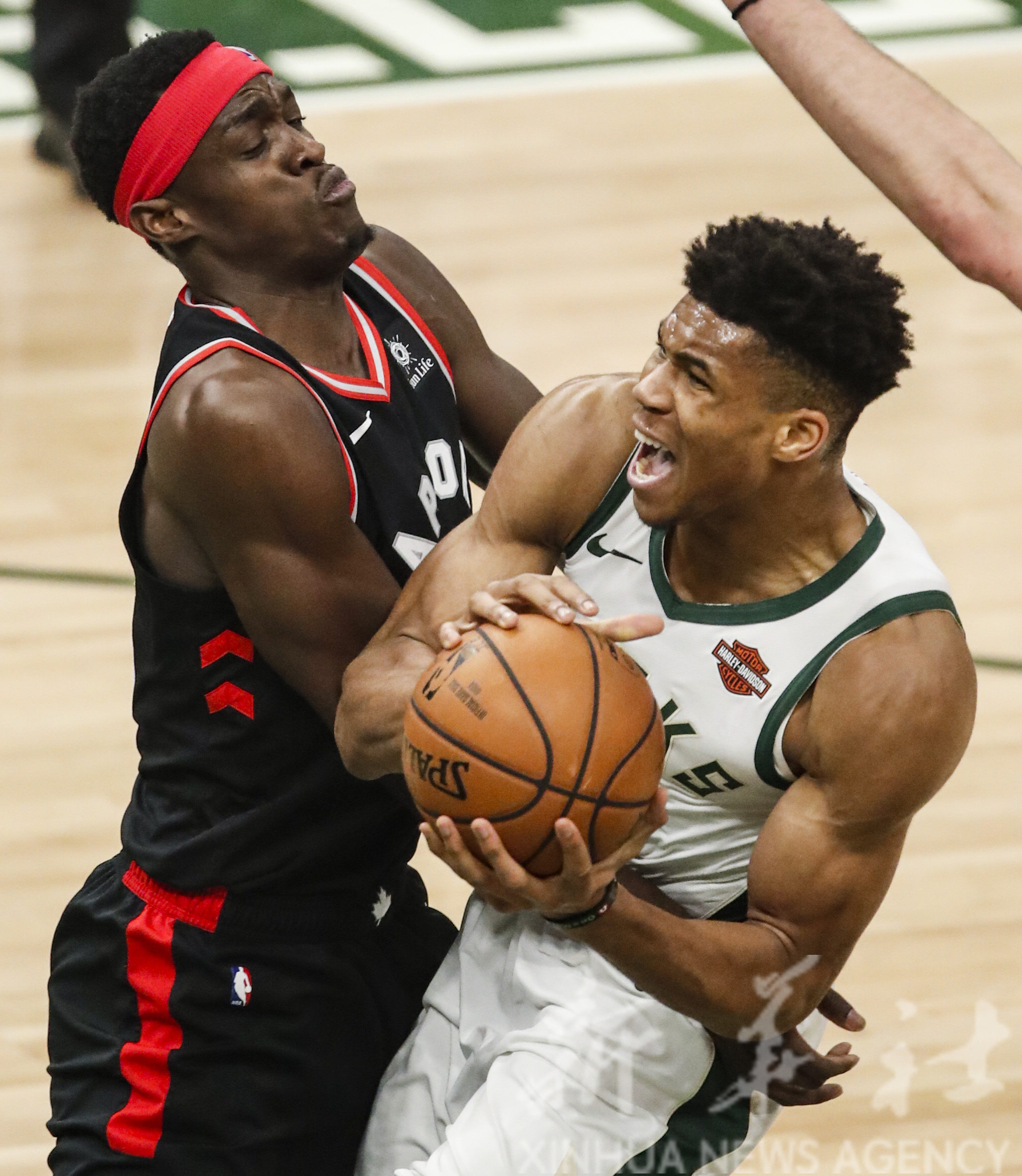 爱游戏体育平台-NBA明星球员在世界比赛中表现出色