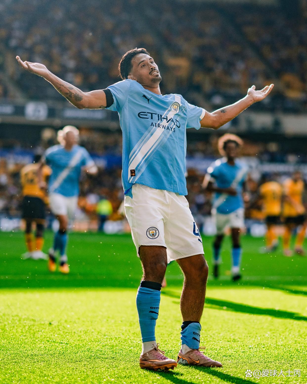 曼城客场告捷,力保不败势头 曼城客场告捷,力保不败势头